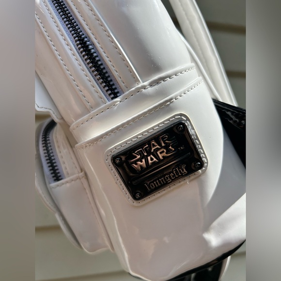 Loungefly Star Wars Stormtrooper Lenticular Mini Backpack - Picture 8 of 17